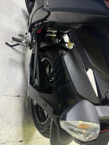 En Teusaquillo Suzuki Gixxer 250