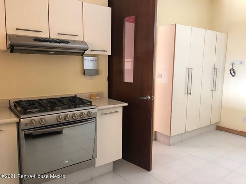 Imagen 6 de 14 de Departamento En Renta En Calle Lomas Del Rio 21-4021 Cr