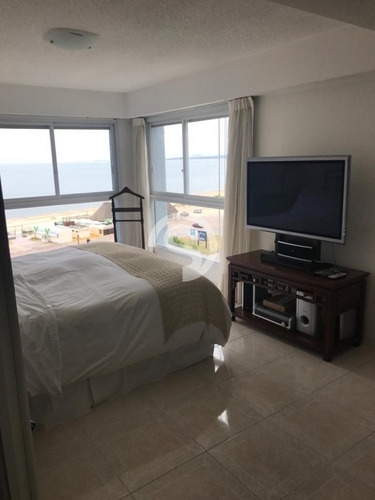 Apartamento En Beverly Tower- Ref: 2966