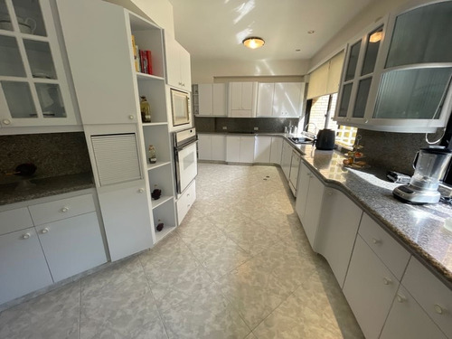 Imagen 5 de 17 de Vendo Apto 400m2 3h+s/5b/5p Colinas De Valle Arriba 5338