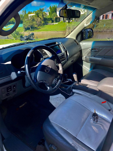 Toyota Hilux 3.0 I Srv Cab Doble At 4x4 Cuero 2009