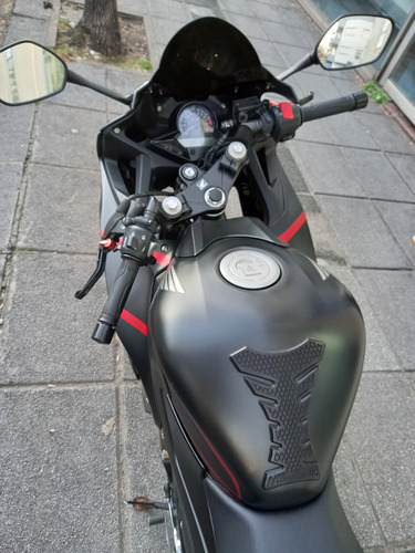 Honda Cbr 300r Impecable Estado, Muy Cuidada.
