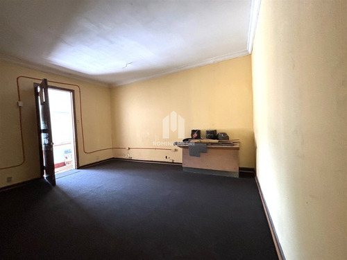 Casa En Arriendo De 4 Dorm.metro Irarrazaval, Ñuñoa