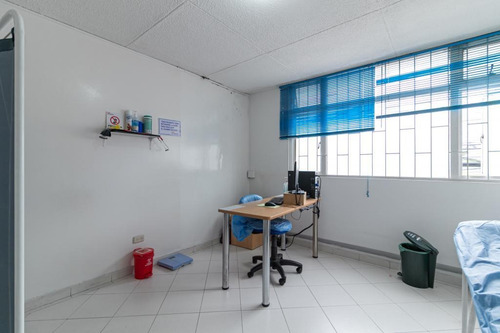 Imagen 7 de 17 de Casa En Arriendo/venta En Bogotá La Castellana. Cod 1021081