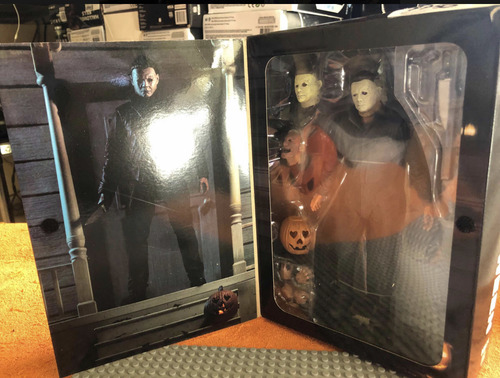 Halloween Ultimate Ultimate Calabaza Con Luz Neca (Usado)