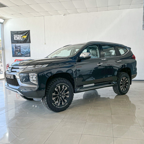Imagen 1 de 12 de Mitsubishi Montero Sport