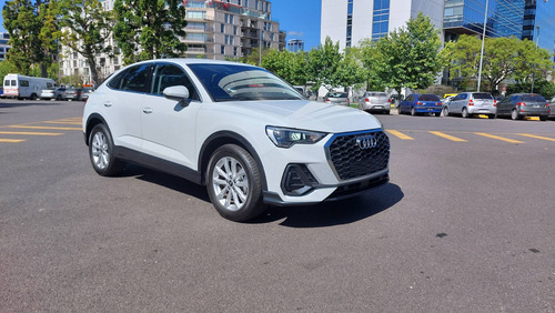 Audi Q3 Sportback 1.4 35tfsi Sportback 150 Cv