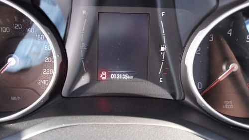 Imagem 6 de 10 de Fiat Toro Endurance 1.8 Manual 2021 Preta