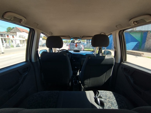 Vendo Chevrolet Meriva Gl 1.8 Nafta-gnc Año 2004