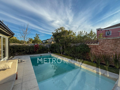 Casa En Venta Con 5 Dormitorios En Barrancas Del Lago, Nordelta