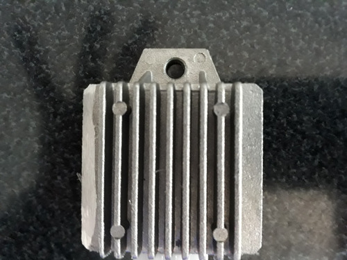 Imagen 3 de 10 de Motor Fuera De Borda Regulador Cargador De Bateria Universal