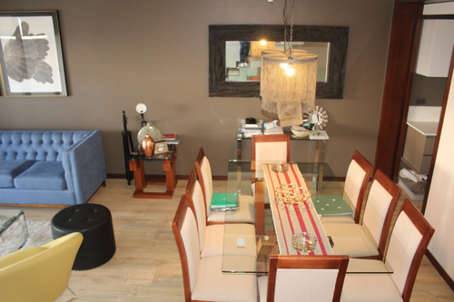 Triplex Con Amplios Espacios Y Modernas Comodidades