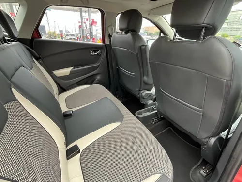 Renault Captur 2.0 Intens Automática