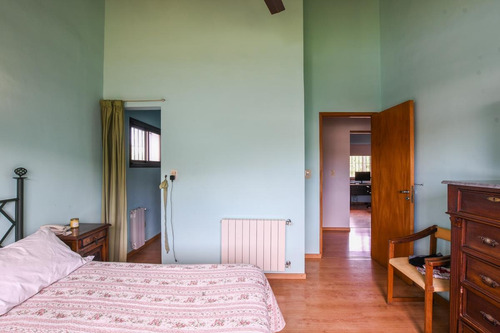 Imagen 23 de 30 de Casa De 4 Dormitorios En Venta Con Pileta En Fisherton Rosario