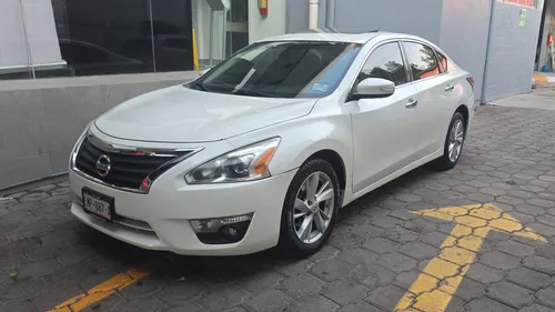 Nissan Altima 2.5 Advance Navi Mt