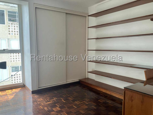 N Apartamento En Alquiler Ubicado En San Román