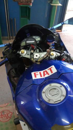 Yamaha R1