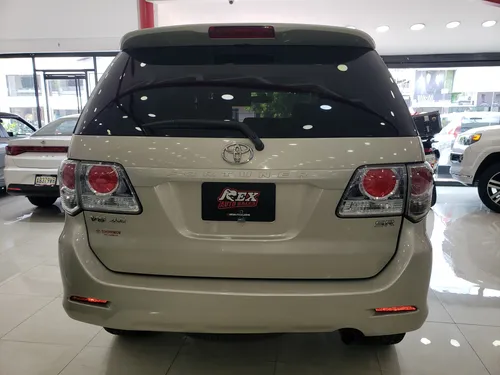Toyota Fortuner Sr
