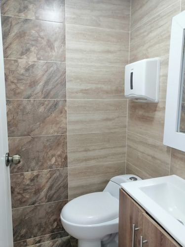 Imagen 5 de 6 de Consultorios En Venta Bien Ubicados Cerca A Unicentro De 18m2