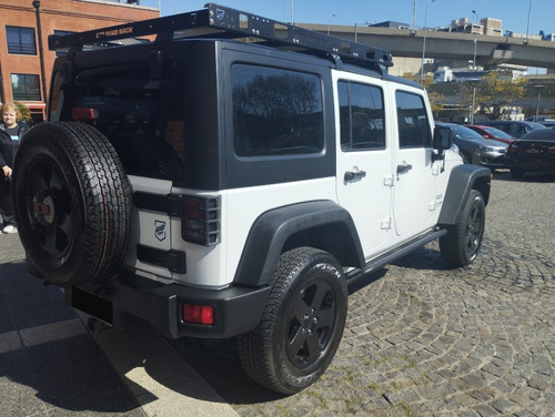 Imagen 3 de 11 de Jeep Wrangler Unlimited, Blanco, 2018, 23000kms