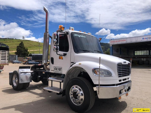 Freightliner M2 106