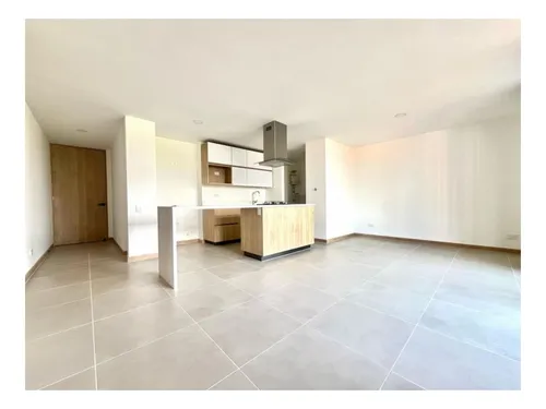 Rhbr-14403 Apto Piso 2 Envigado, Los Cristales