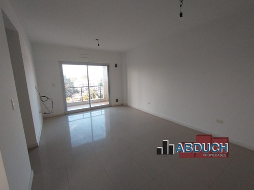 Imagen 2 de 10 de Venta Departamento 2 Ambientes Villa Ballester