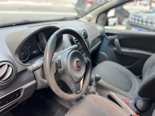 Fiat Palio Palio Attractive 1.4 8V (Flex)