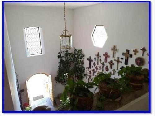 En Jurica, Estilo Colonial Mexicano, 4 Habitaciones, 10 Auto