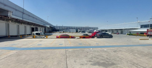 En Venta Nave Industrial En Los Reyes Acaquilpan, La Paz