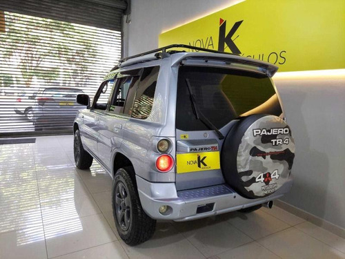 Imagem 4 de 14 de Mitsubishi Pajero Tr4 2.0 4x4 16v 140cv Flex 4p Automático 2