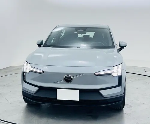 Volvo EX30 E40 CORE