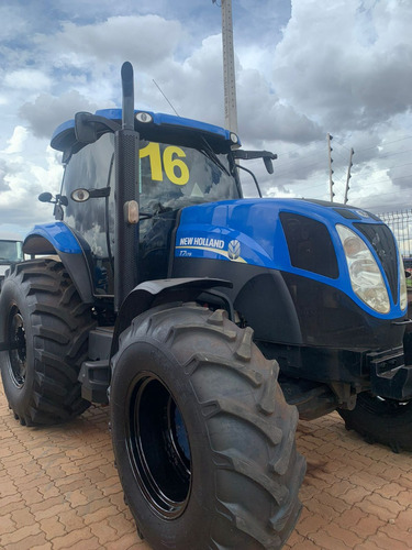 Trator New Holland T7 175