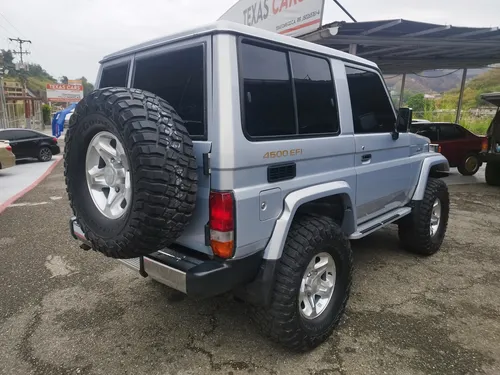 Toyota Macho Machito