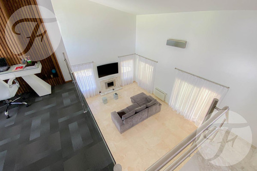 Country San Diego | Casa 4 Ambientes