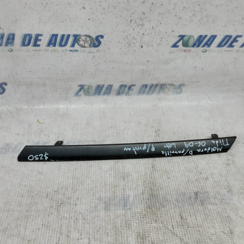 Moldura De Parrilla Izquierdo  Nissan Tiida  2006 07 08 09