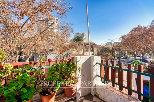 Encantadora Y Amplia Casa En Venta En El Corazón D...