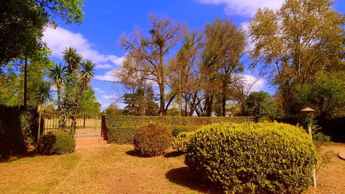 Imagen 27 de 30 de Villa Allende Golf-cóndor Alto-alquiler-frente A Cancha- Amoblada-pileta- 6 Dorm-