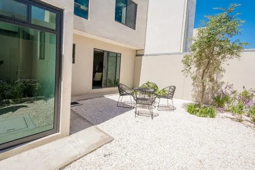 Casa Con Jardín- La Vista Residencial