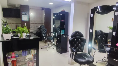 ¡oportunidad Única! Peluquería Acreditada (2 Años) + Arriendo Increíble ($600.000).