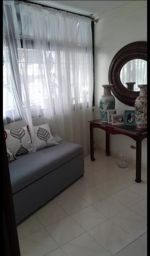 Venta De Apartamento En Primer Nivel En Cerro Alto , Santiag