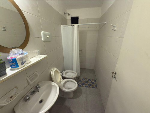 Venta Casa De 3 Dormitorios En Funes