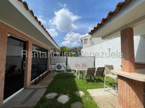 En Alquiler Casa En Urb El Castaño #25-14338 Rm