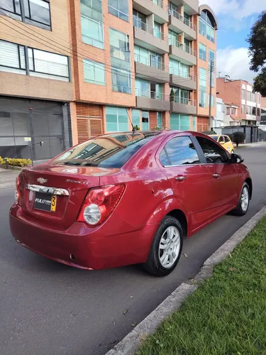 Chevrolet Sonic 1.6 Lt 4 p