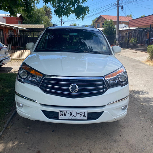 SsangYong Stavic Mt 4x2
