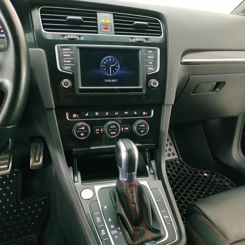 Imagen 8 de 15 de Volkswagen Golf 2017 2.0 Gti Tsi App Connect + Cuero 2017
