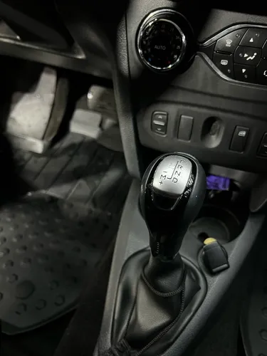 Renault Stepway 1.6 Intense Automática