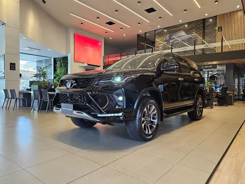Toyota Fortuner 2.8 Diesel Srv 4X4 At