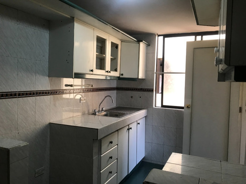 Imagen 3 de 16 de Monteserrín. Arriendo Departamento 3 Dormitorios Con Parqueadero Cubierto. Cerca Udla Y Ecopark.