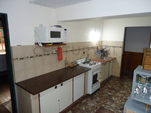 Imagen 23 de 30 de Casa En Venta De 4 Dormitorios En City Bell - La Plata Calle 467 E/ 27 Y 28